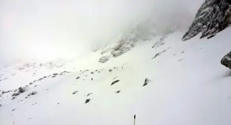 Повишена е лавинната опасност в планините