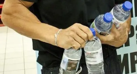 Защо не е безопасно да ползваме пластмасови бутилки