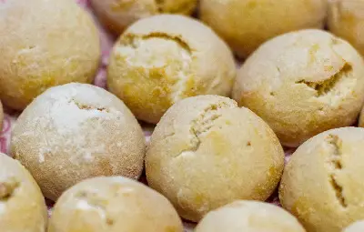 Рецепти за сладки с история от тетрадката на внучката на Баба Тонка