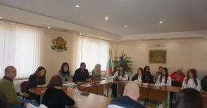 Две могили се поклони на Филип Тотю в деня на 195-та годишнина от рождението му