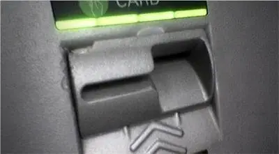 Банкоматите в центъра на Варна замръзнаха