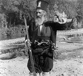 През 1854 г., след обучение в метоха на Рилския манастир в Самоков, Груйо се връща в родното си село и става учител и църковен певец. През 1854 г., след обучение в метоха на Рилския манастир в Самоков, Груйо се връща в родното си село и става учител и църковен певец.