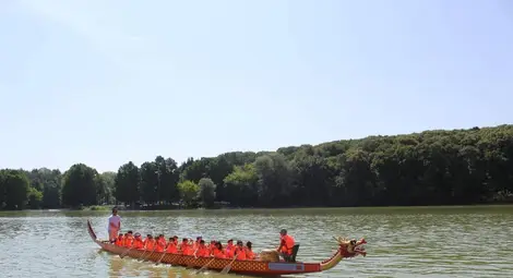 Драконови лодки