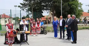 Две могили с нов спортен комплекс за близо 1.7 милиона лева