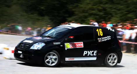 Лицензират за ралита феномена Мишо с книжка за мотопед