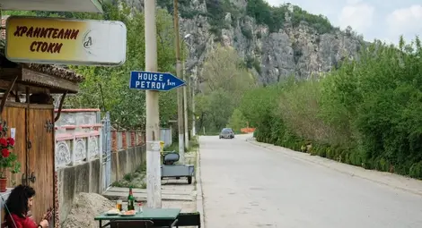 &bdquo;Уолстрийт джърнъл&ldquo; за долината на Русенски Лом: Живописни руини, призрачни села и загадъчни пещери