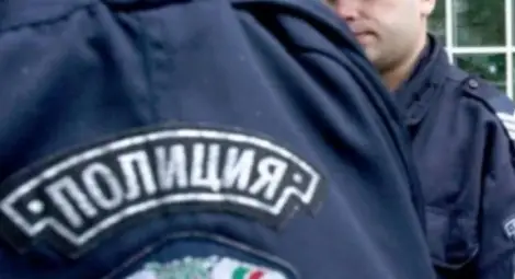 21-годишен вилнял пиян в болницата и в полицията в Бяла 21-годишен вилнял пиян в болницата и в полицията в Бяла