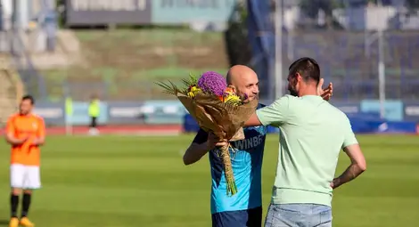 &bdquo;Дунав&ldquo; финишира в златната среда с победа в бенефиса на Будинов