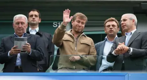 Абрамович продава "Челси" за 2,5 млрд. евро