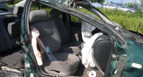 Пиян шофьор уби жена си, децата му са тежко ранени