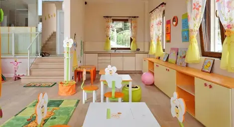 &bdquo;Строител&ldquo; е единственият кандидат да ремонт на ясла №5