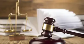 Теглих бърз кредит, но останах без работа и не мога да плащам. Ще загубя ли дома си?