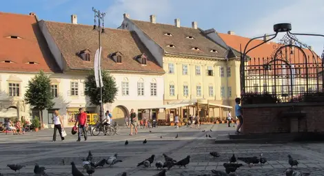 Сибиу - градът на къщите с очите, Моста на лъжите и първите неща в Румъния