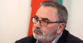 Д-р Ангел Кунчев: Противогрипната ваксина е най-слабо ефективна, но няма по-добро от нея