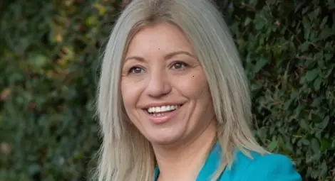 Цецка Бачкова се кандидатира за председател на ДСБ Цецка Бачкова се кандидатира за председател на ДСБ