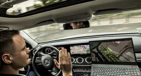 Задължителна система ще следи концентрацията на шофьорите от 2022 година Задължителна система ще следи концентрацията на шофьорите от 2022 година