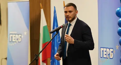 ГЕРБ–СДС залага на експертиза, опит и млади лица в Русе, Теменужка Петкова: Доказахме, че нямаме неизпълнено обещание! ГЕРБ–СДС залага на експертиза, опит и млади лица в Русе, Теменужка Петкова: Доказахме, че нямаме неизпълнено обещание!