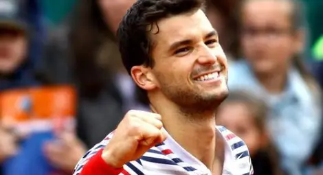 Сгащиха ги! Гришо и Никол се целуват страстно