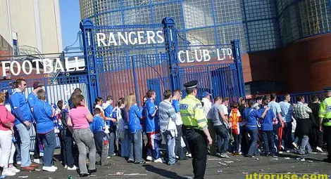 Отложиха мач на Рейнджърс заради прекалено много продадени билети Отложиха мач на Рейнджърс заради прекалено много продадени билети