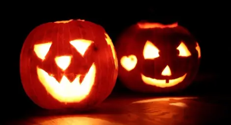 Хелоуин подтиква жените към изневяра