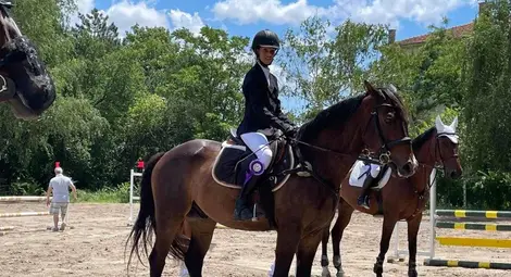 Ездачка от „Кентавър“ с два медала в Шумен Ездачка от „Кентавър“ с два медала в Шумен