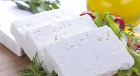 Изяли сме над 16 тона фалшиво сирене за година