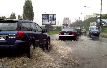 Опасност от порои в шест области в страната