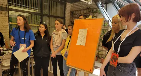 "ЗАТВОРЕНи ЗА ТВОРЕНe!" е младежкото послание - отговор на изолирането и глобалните кризи