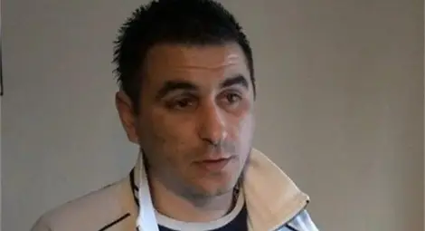 Недоволен от завишена сметка за ток плати с 22 килограма жълти стотинки