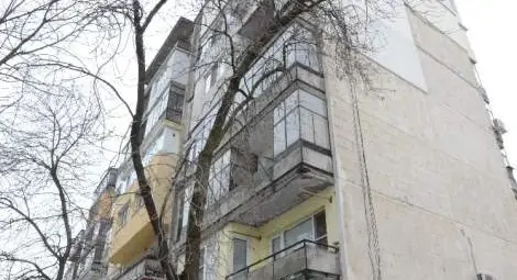 Болен от ревност грък от месеци бил избрал с кой нож ще наръга съпругата си Болен от ревност грък от месеци бил избрал с кой нож ще наръга съпругата си