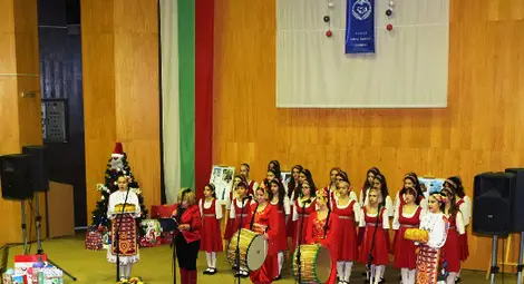 Данаил Ковачев поздрави участниците в традиционния конкурс на фондация "Етническа хармония" Данаил Ковачев поздрави участниците в традиционния конкурс на фондация "Етническа хармония"