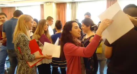 Младежи от Русе обсъдиха  безработицата с връстници /Галерия/