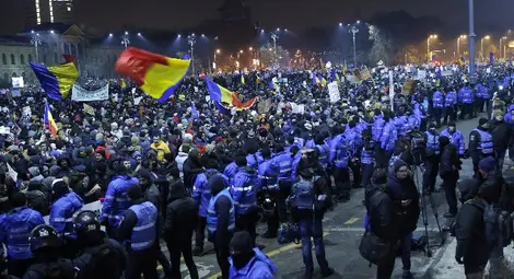 Румънският министър на търговията подаде оставка на фона на ескалиращи протести