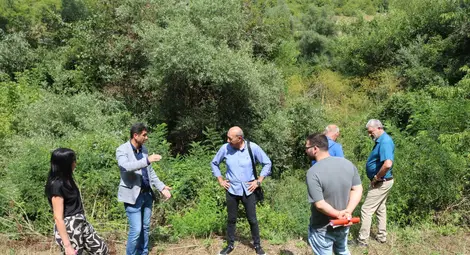 Ерозия на ската на река Черни Лом застрашава водопровод&nbsp;  в Две могили