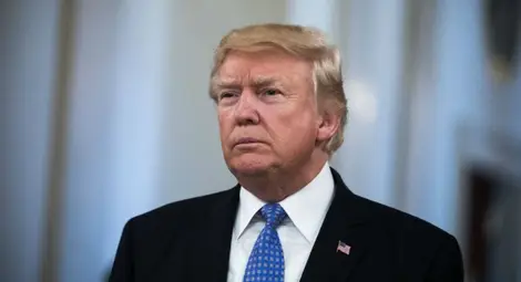 На прощаване с Белия дом: Тръмп помилва свои бивши съветници