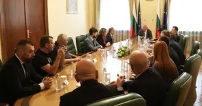 Премиерът Главчев идва днес за проблема с трафика на Дунав мост