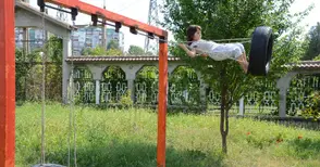 Девет блока се обединиха в подписка за детска площадка