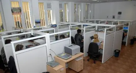 Администрацията се стопи с 2000 чиновници