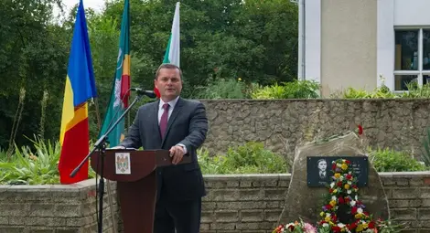 Пенчо Милков към българите в Тараклия: Съжителствате с други народи, но пазите корена жив - това е наградата за нашия Левски