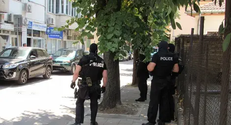 Арестуваха лихвар със 114 000 евро, 70 000 лева и три килограма злато