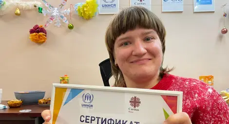 43 бежанци от войната в Украйна завършиха курсове по български език с професионална насоченост, организирани от „Каритас“ в Русе 43 бежанци от войната в Украйна завършиха курсове по български език с професионална насоченост, организирани от „Каритас“ в Русе