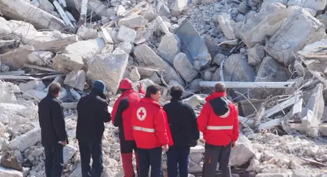 Телефон иззвъня изпод отломките на срутилия се хотел &bdquo;Вероника&ldquo;