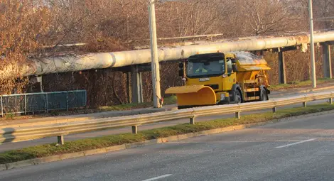 Пристигналите на място полицаи извикаха техника за обработка на пътя.     Снимка: Русе Медиа