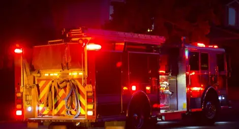 Горяща детска стая наложи нощна евакуация на блок в "Здравец Изток" в Русе Горяща детска стая наложи нощна евакуация на блок в "Здравец Изток" в Русе