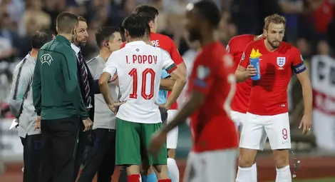 Футболът на кръстопът: Още от същото или опит за изправяне