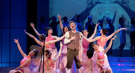 Орлин Горанов и Борко Веженов  пеят &bdquo;под дъжда&ldquo; в Канев център