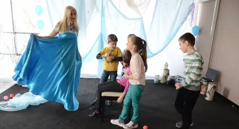 &bdquo;Дежа ву&ldquo; превърна в Замръзналото кралство осмия рожден ден на Мария