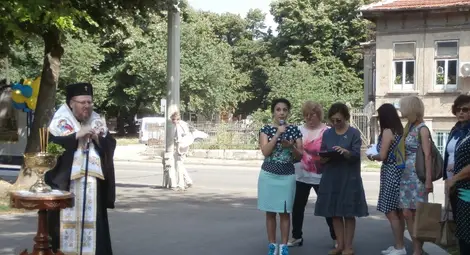 Поставиха тържествено инфотабела за &bdquo;Всех Святих&ldquo; на грешно място