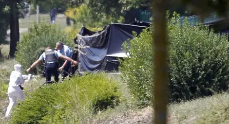 Главорезът от атентата във Франция е Ясин Сахи &ndash; салафит с три деца