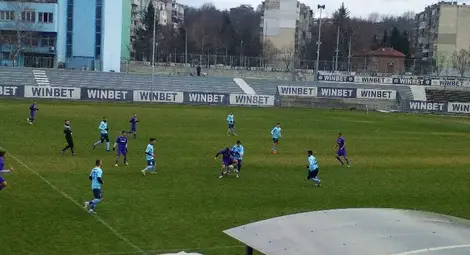 &bdquo;Дунав&ldquo; надигра дублиращия отбор на &bdquo;Етър&ldquo; с фини голове на Кирилов